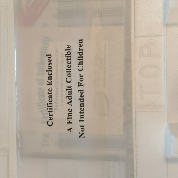 Budweiser Electric 8pc train set - Picture 10 of 10